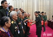 MND meets with revolutionary contributors from Nghe An province